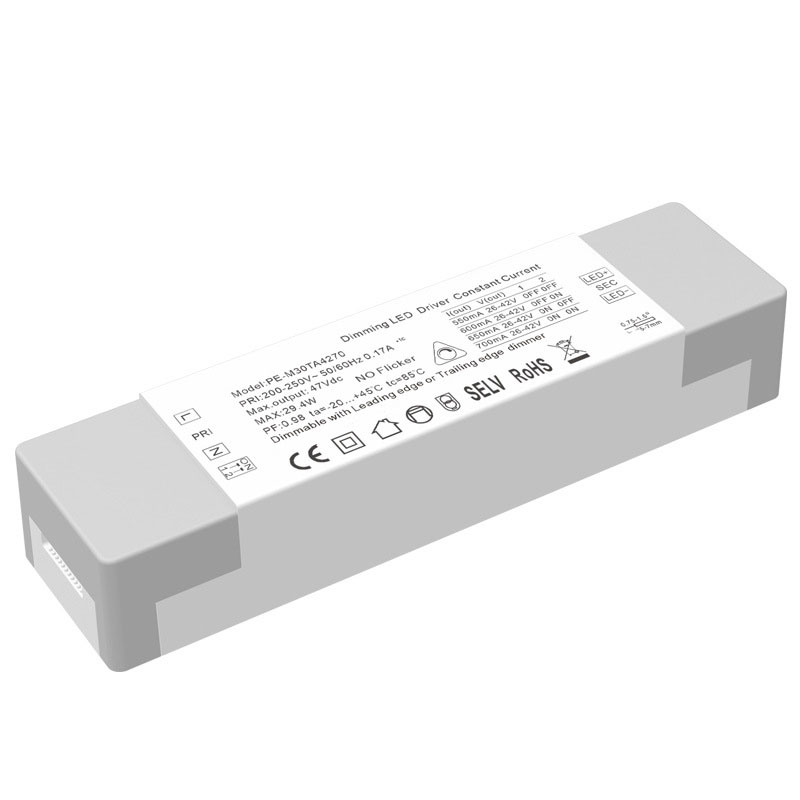 Driver LED reglabil Triac cu curent constant de 30 W