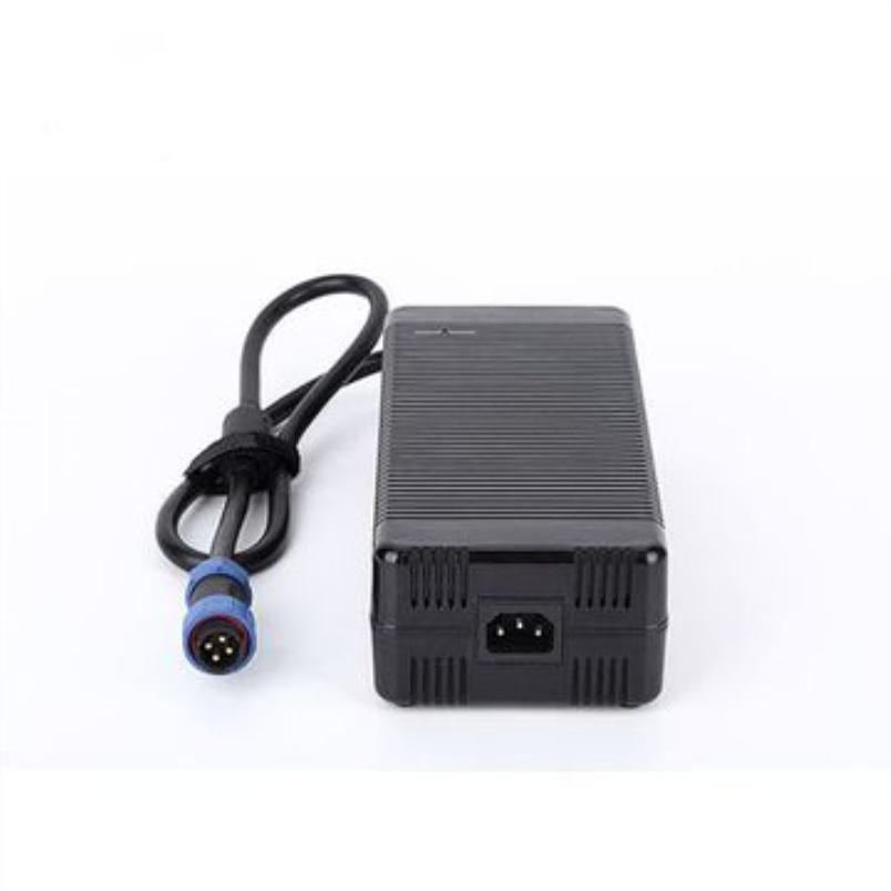 Adaptor de alimentare cu comutare 12v 50a 600w