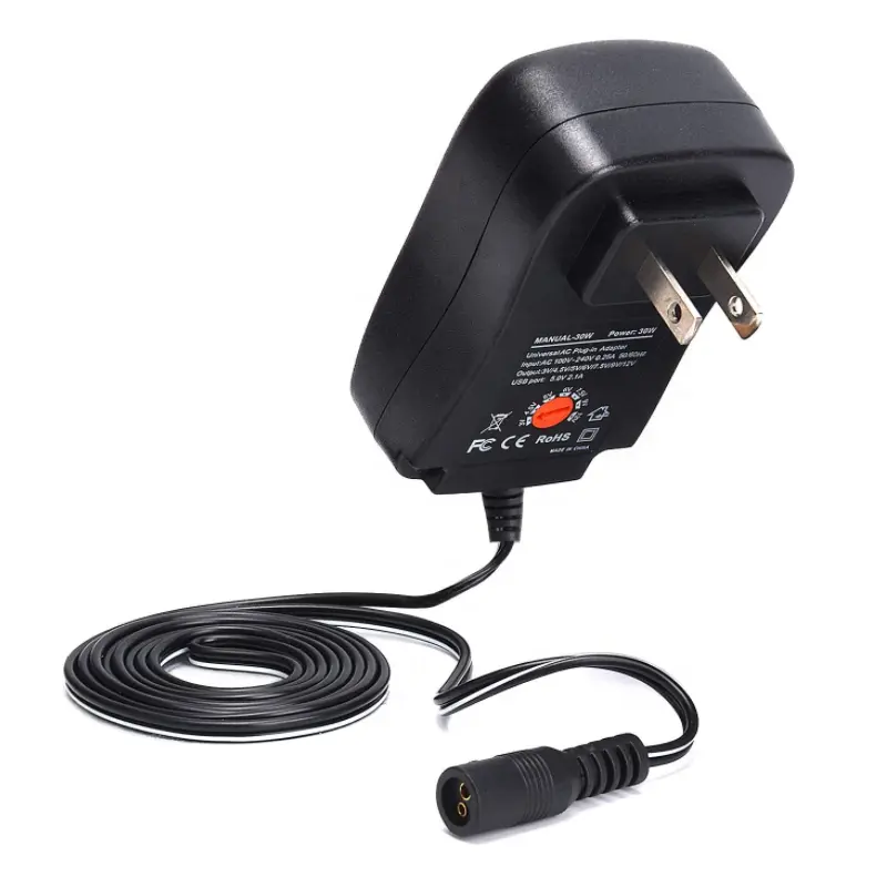 Adaptor de alimentare reglabil de 12 W montat pe perete
