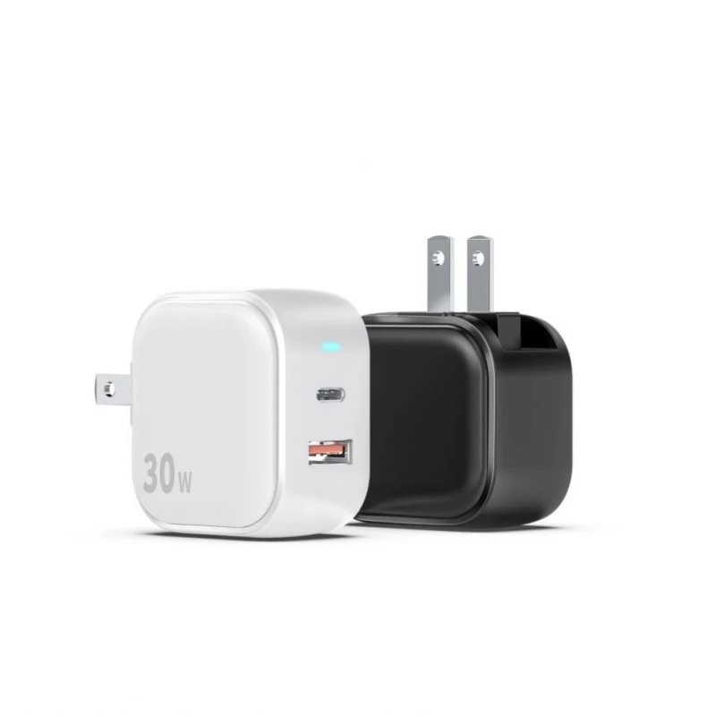 Încărcător rapid de 30WPD cu USB-A și USB-C