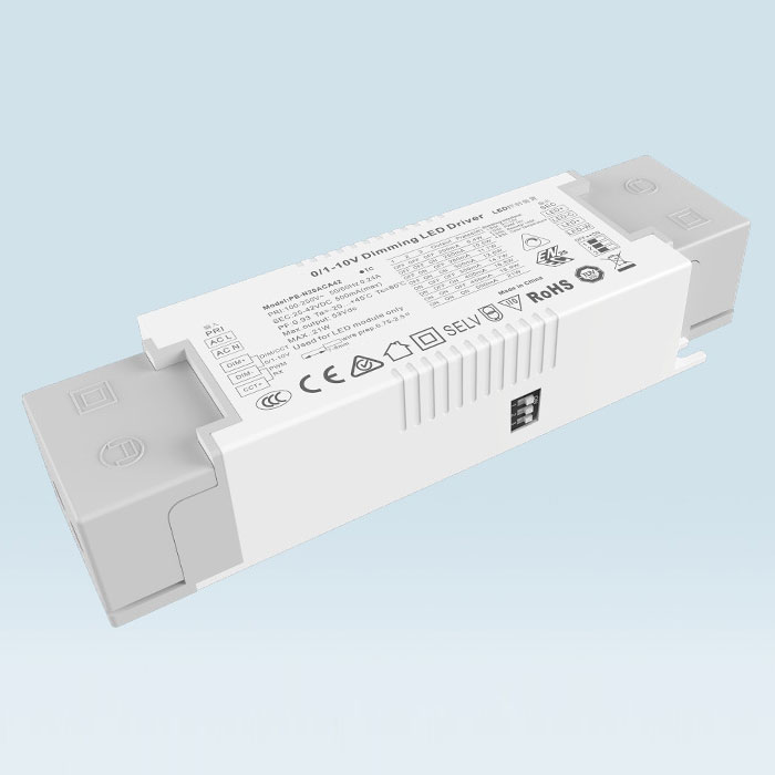 Driver LED reglabil CCT de 45 W curent constant 0-10 V