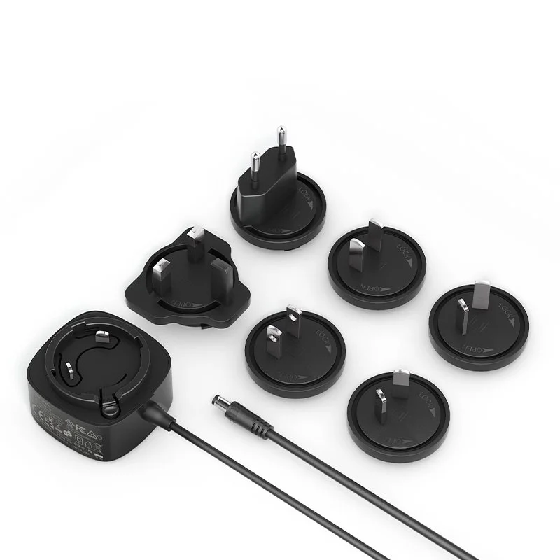 Adaptor de alimentare cu priză interschimbabil 5V 2.5A