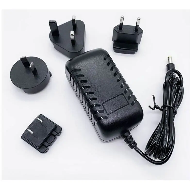 Adaptor de alimentare cu priză interschimbabil 5V 2A